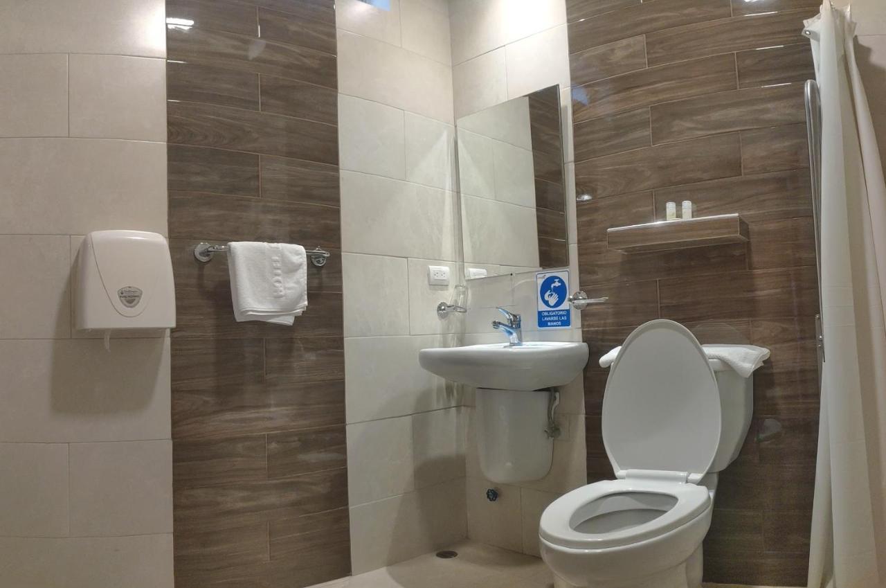 Hotel Cayapas Esmeraldas Kültér fotó